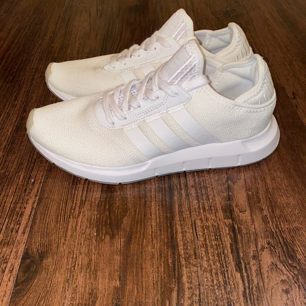 Womens Adidas Seift Run X “Cloud White”